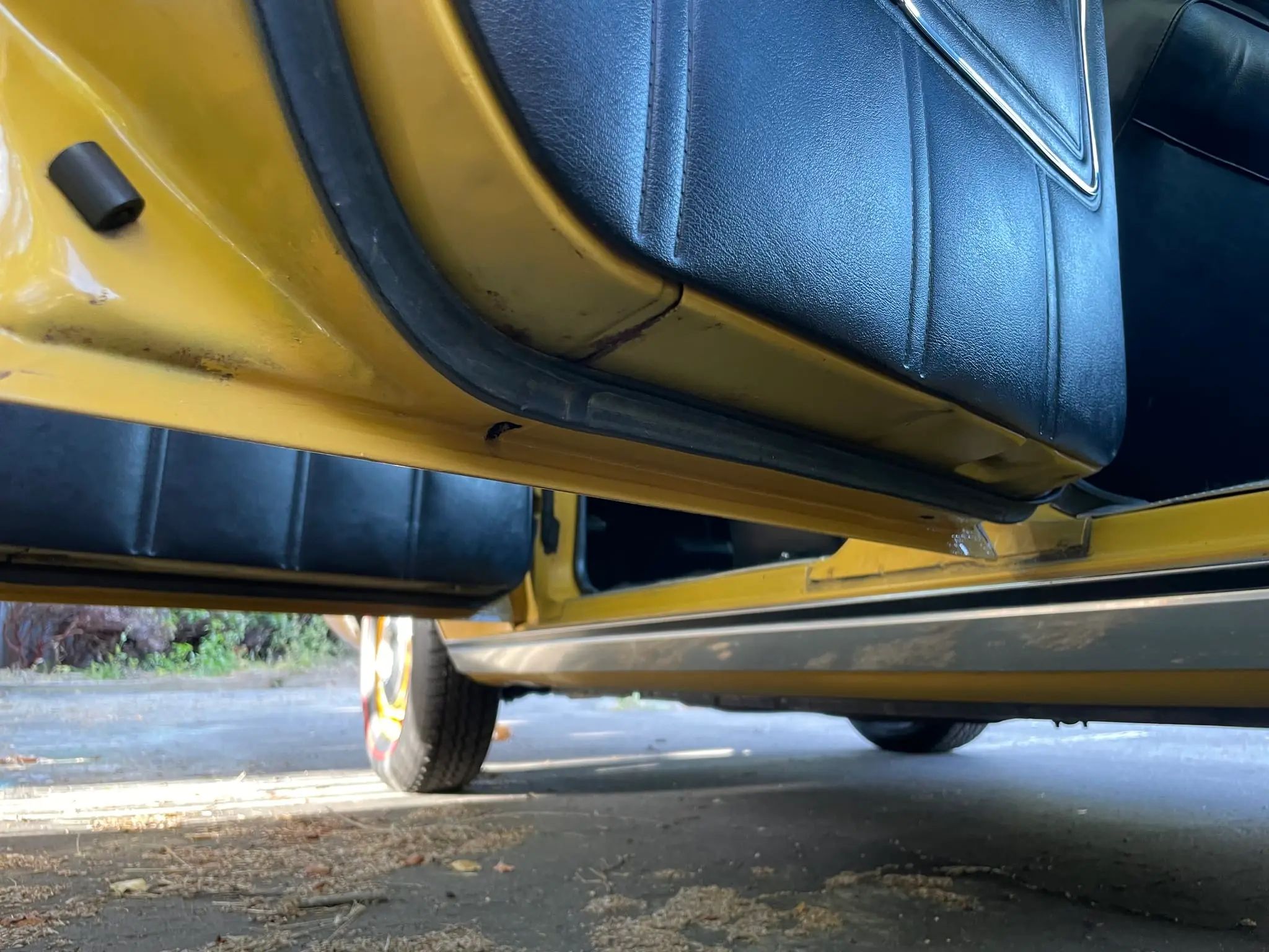 1971 Ford Torino 500 Sedan: Color And Condition Make The Difference With This Two-Owner Torino 7 1971 Ford Torino 500 door bottoms in yellow