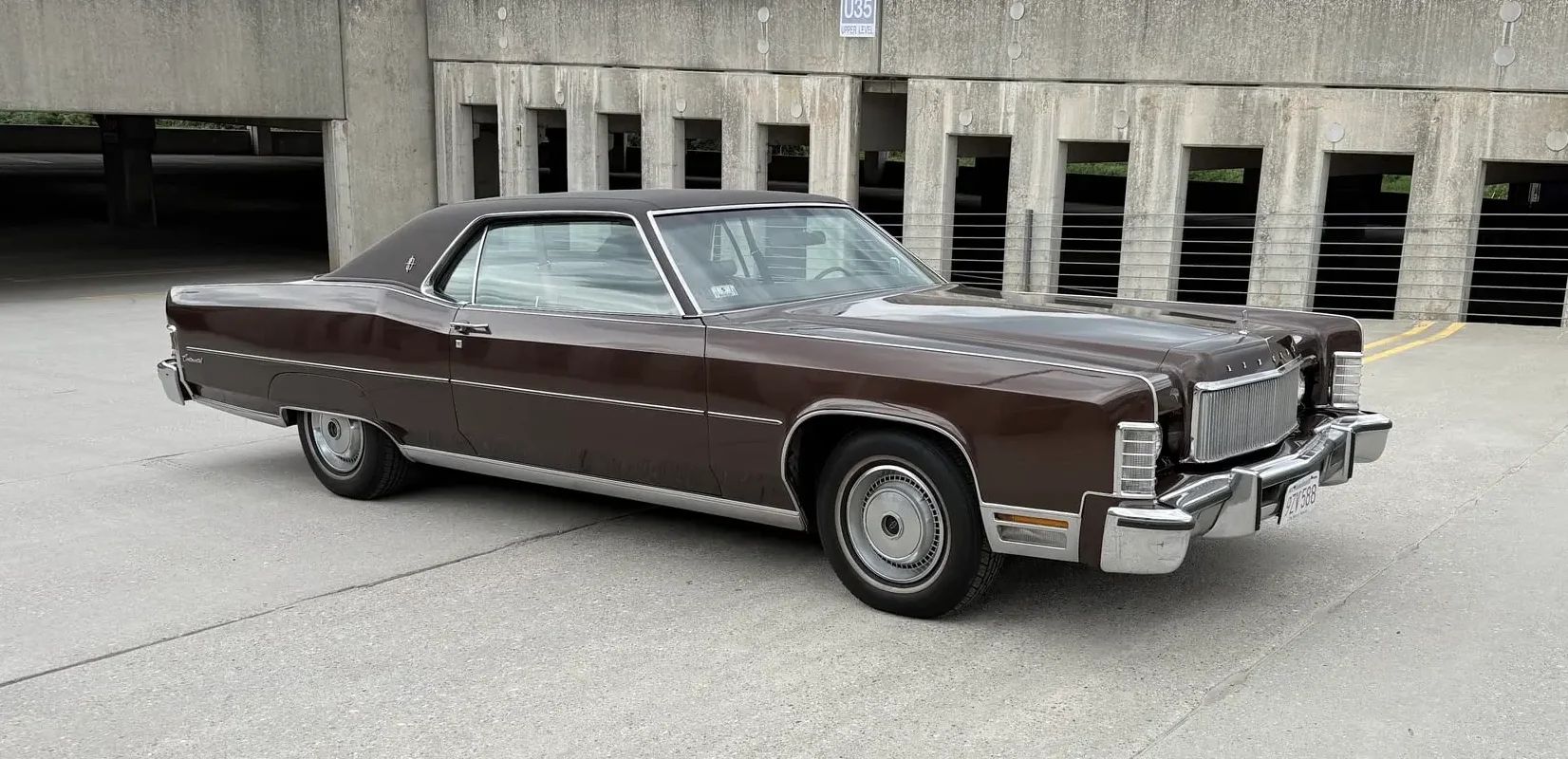 1974 Lincoln Continental Coupe: At Under $2,000, It Was The Steal Of The Week 1 Passenger front 3q picture of brown 1974 Lincoln Continental
