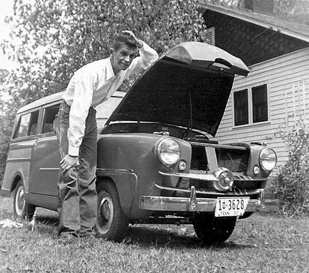 The Lost Automakers: American Independents In Vintage Photos - 1940s-1950s 7 Captura de pantalla 2025 11 10 17.47.29