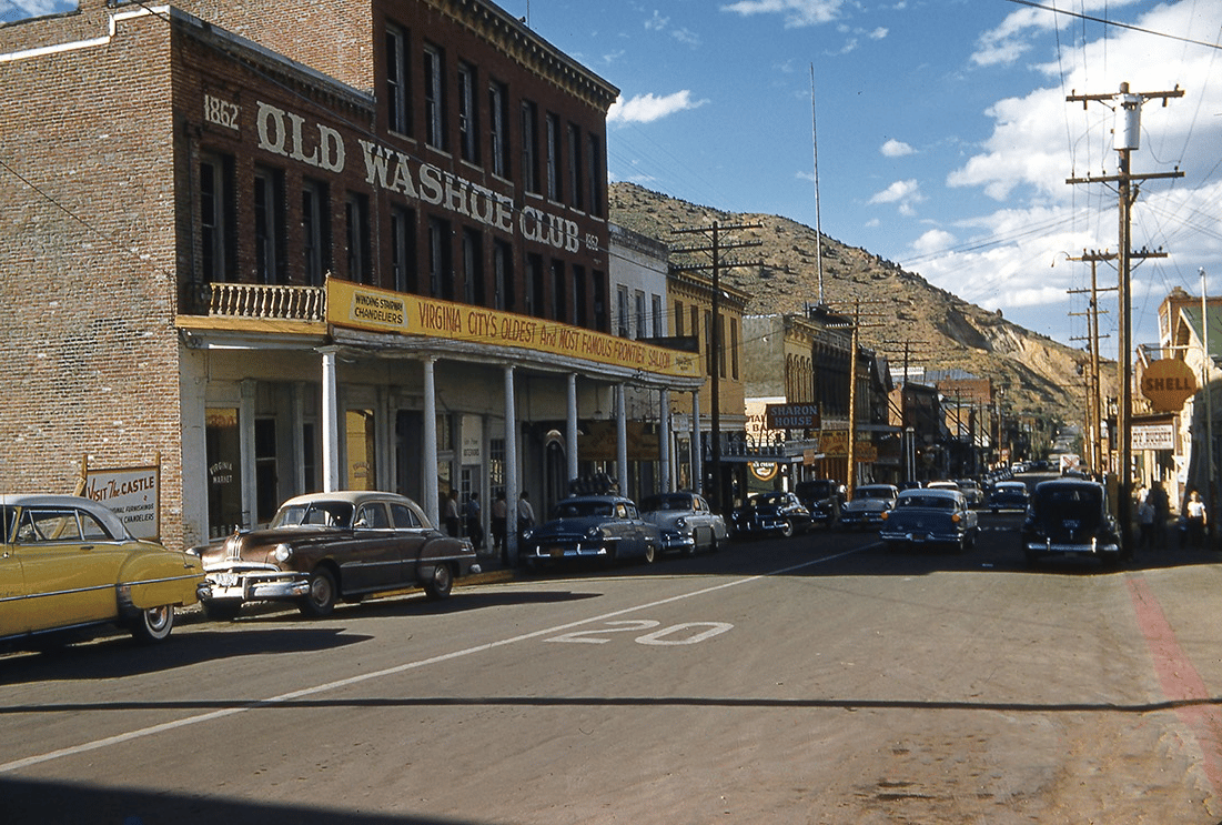 Cars And Storefronts Downtown And On Main Street, 1950s-1970s 1 Captura de pantalla 2026 01 27 15.16.29
