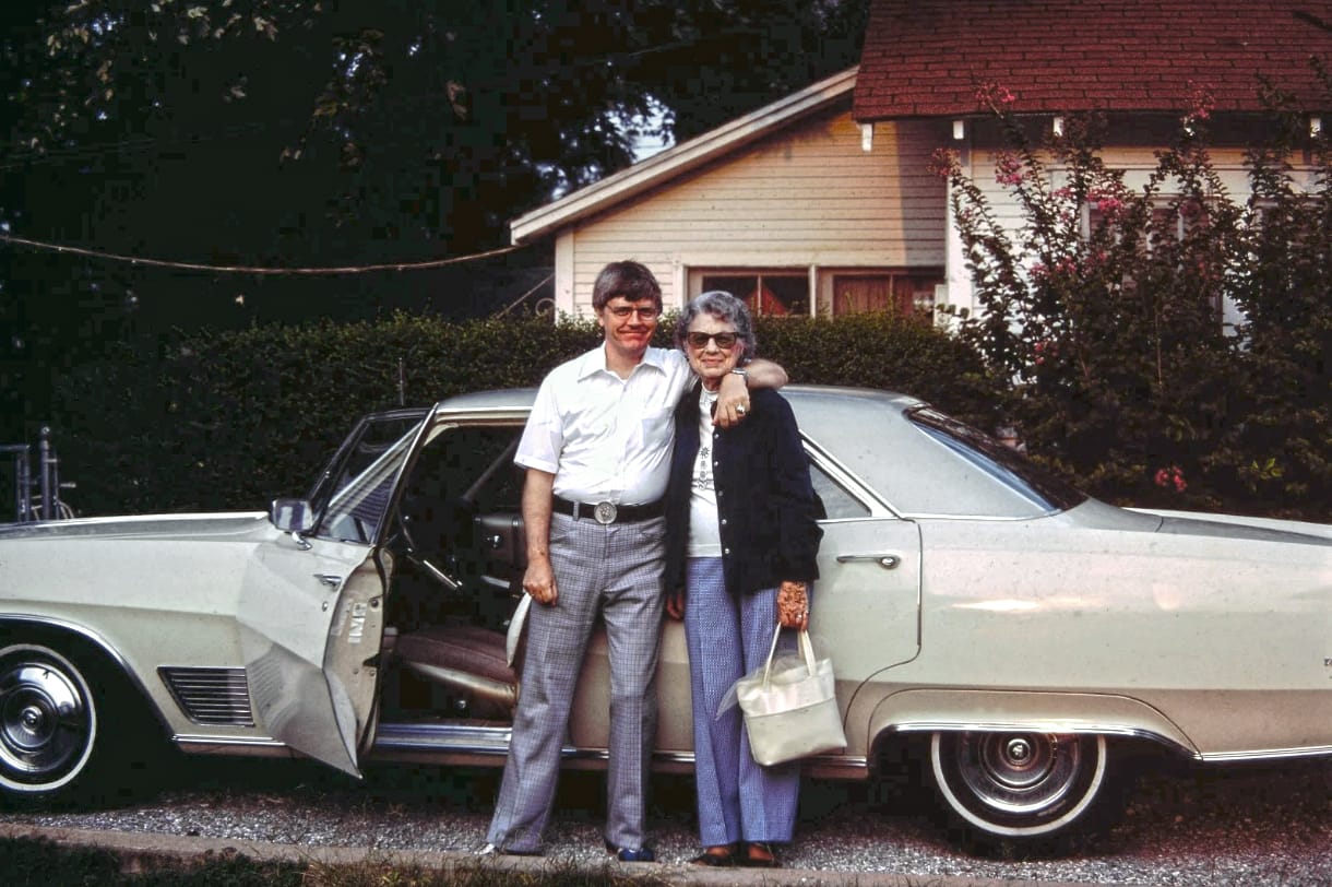 Me And My Car - Vintage Photos 1950s-1960s 13 Captura de pantalla 2026 02 22 22.59.38
