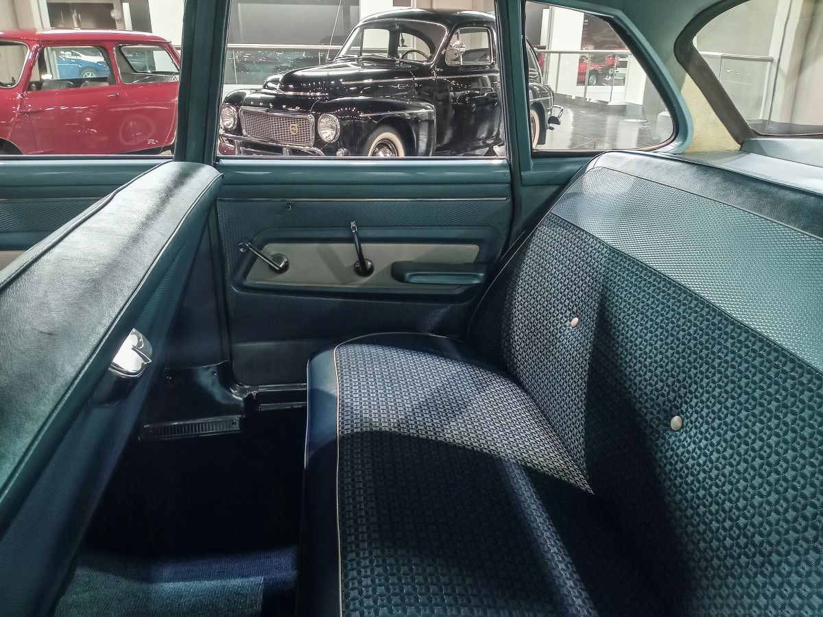 Museum Classic: 1960 Valiant V-200 – Unchained Malady 9 DSC 2829 edited