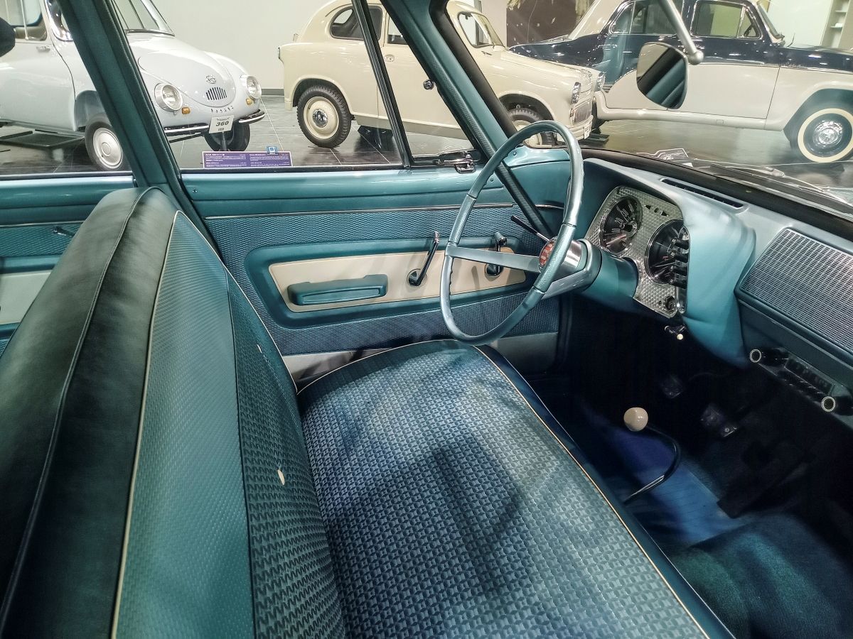 Museum Classic: 1960 Valiant V-200 – Unchained Malady 8 DSC 2836 edited