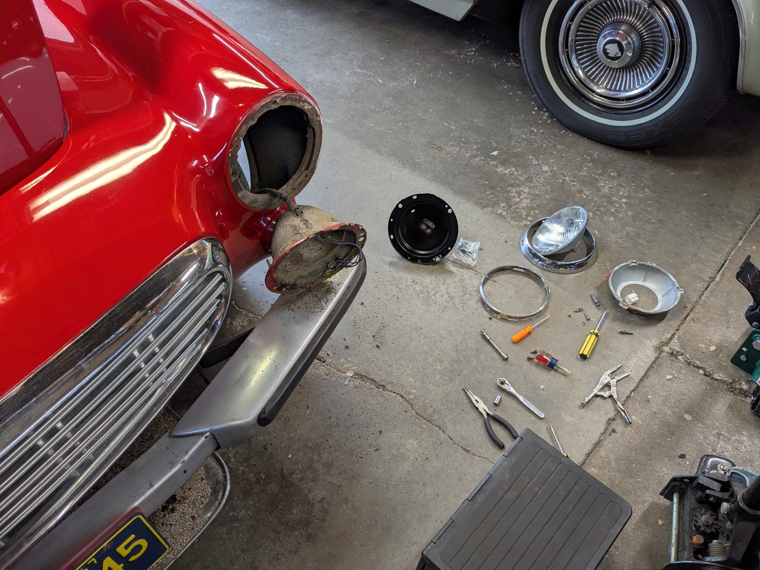 My 1967 Volvo 1800S: A Year After Its Purchase, I No Longer Completely Regret It 2 Front headlight assemblies for red 1967 Volvo 1800S