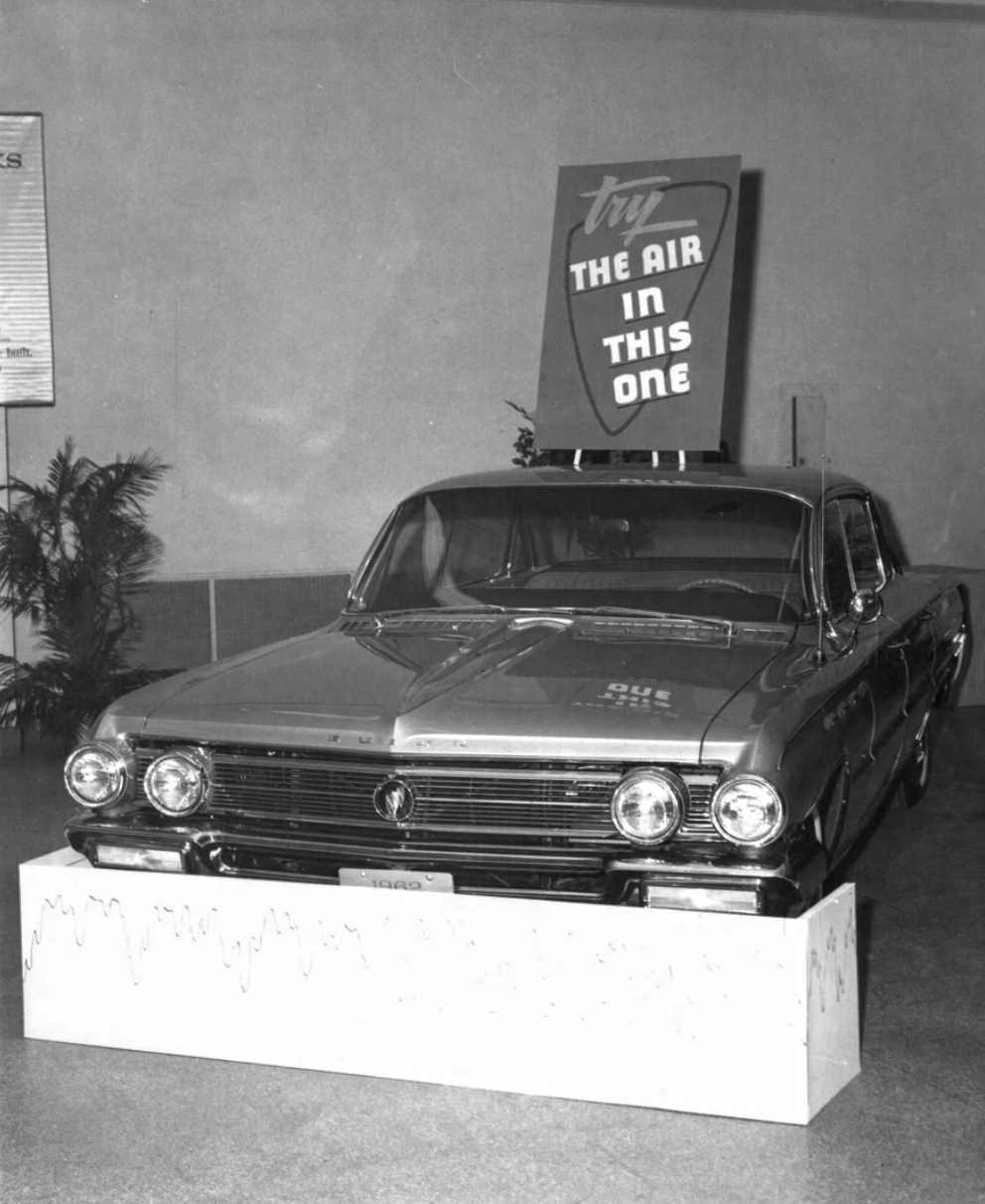 When the 1962 Buicks Were Brand New -- Vintage Photos 12 Screenshot 20260907 135941