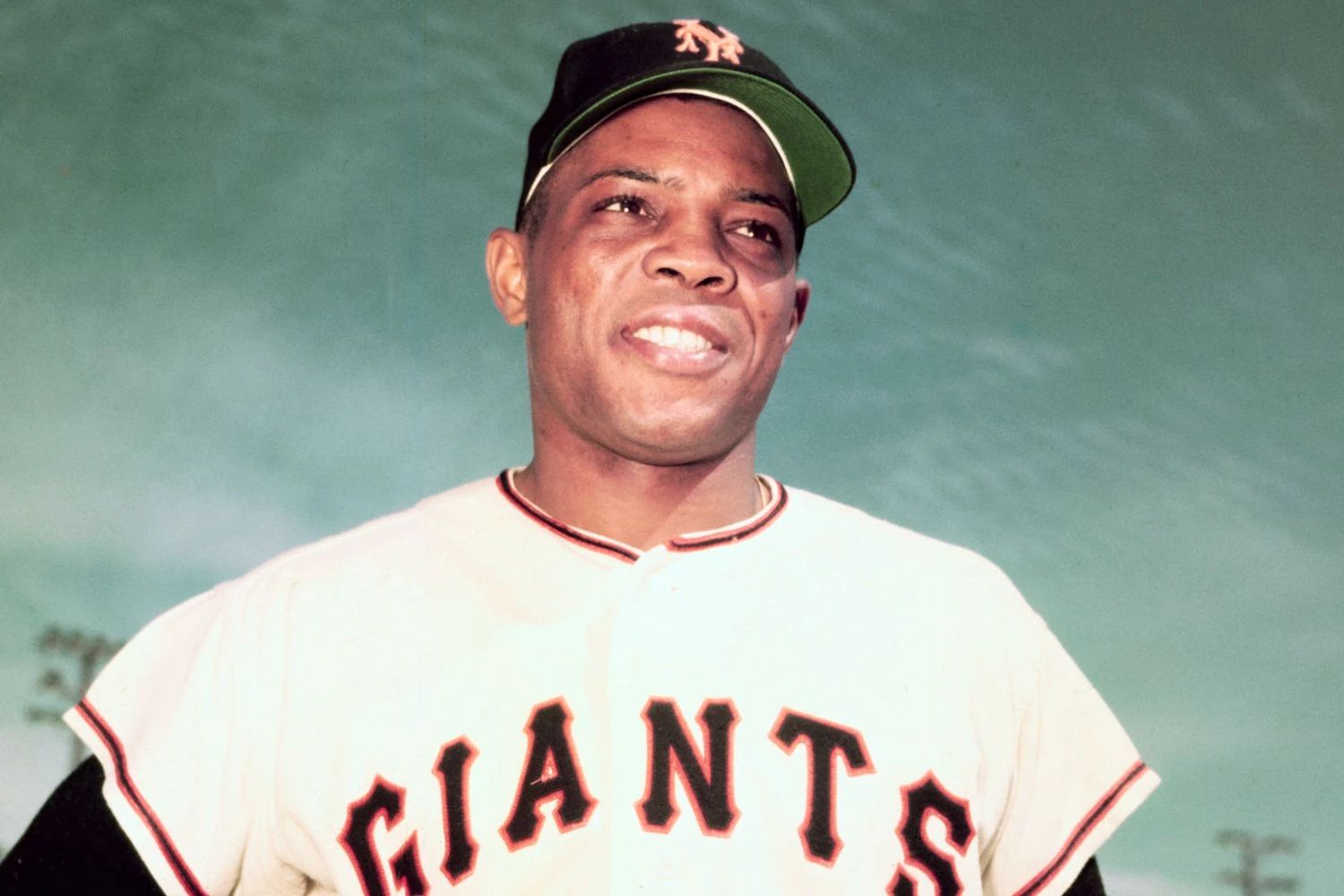 Color photo of Willie Mays in a Giants uniform
