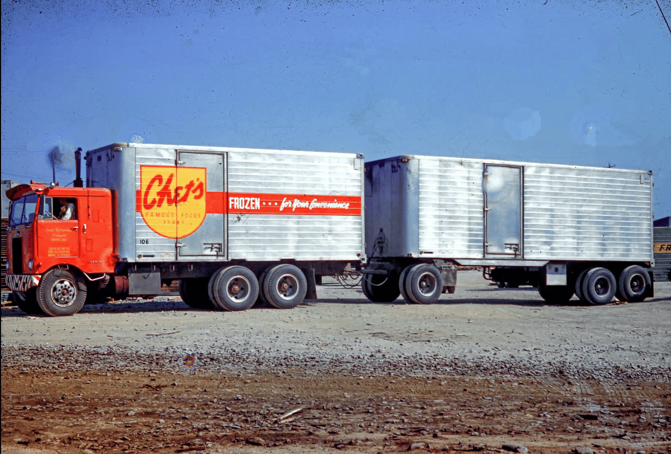 A Gallery Of Rare And Unusual Vintage Cab-Over Trucks 36 a kw trialer