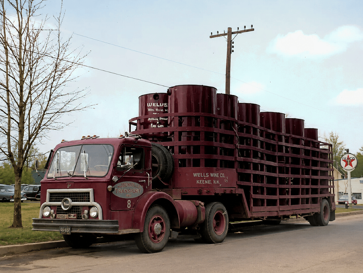 A Gallery Of Rare And Unusual Vintage Cab-Over Trucks 8 a mack D