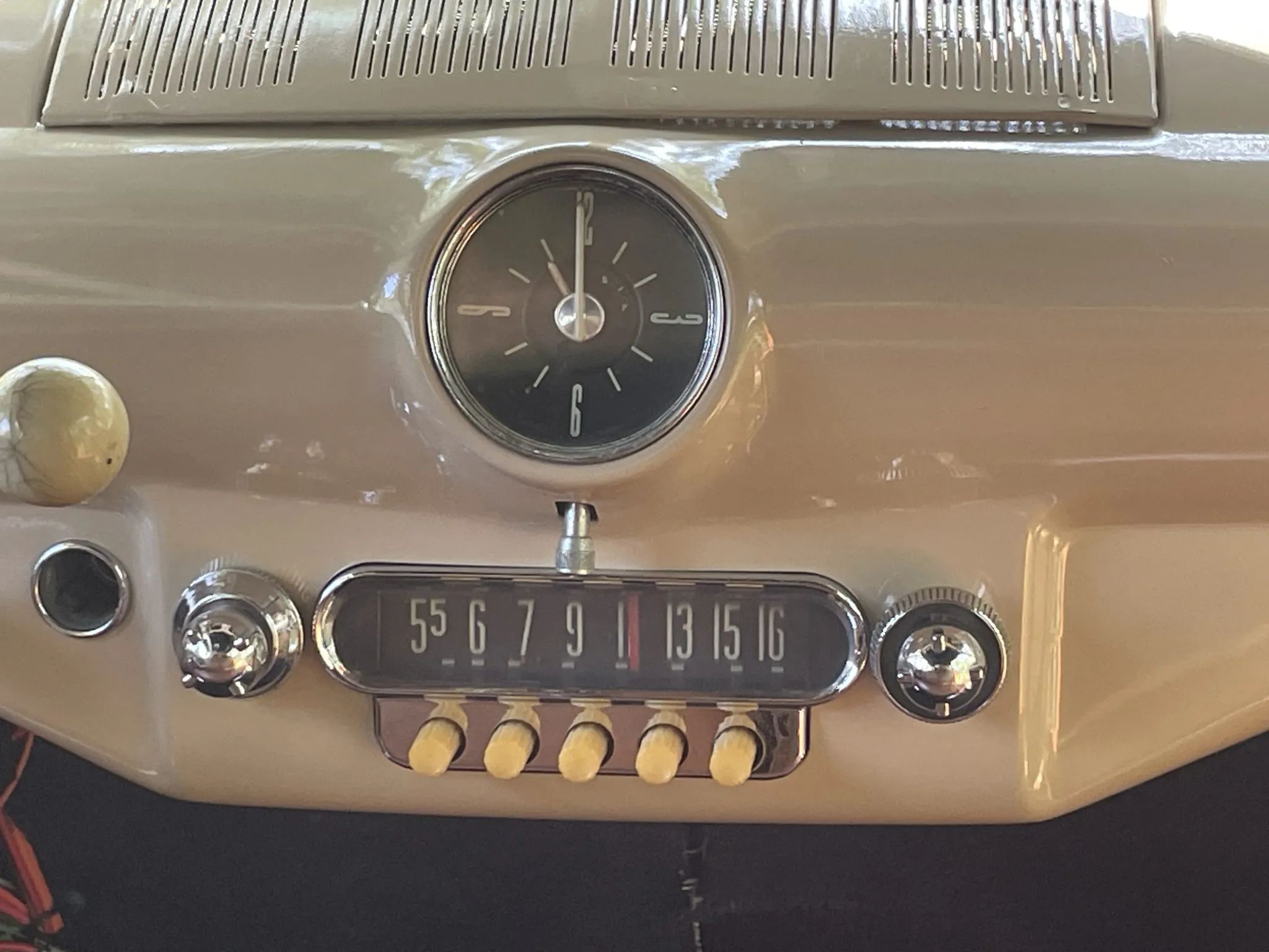 Vintage Article: "Getting Radio On The Road" (And Which Automakers Were Really First To Offer Car Radio?) 32 Clock and radio in a 1949 Ford