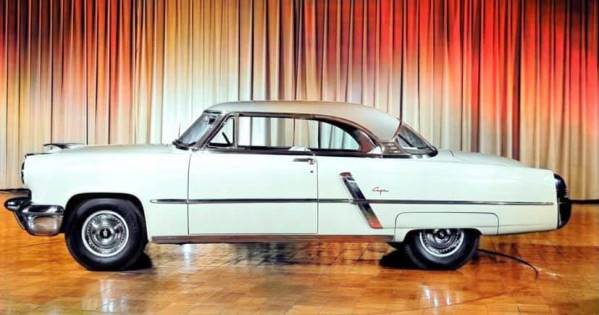 1952 Lincoln Capri Sport Coupe 3151