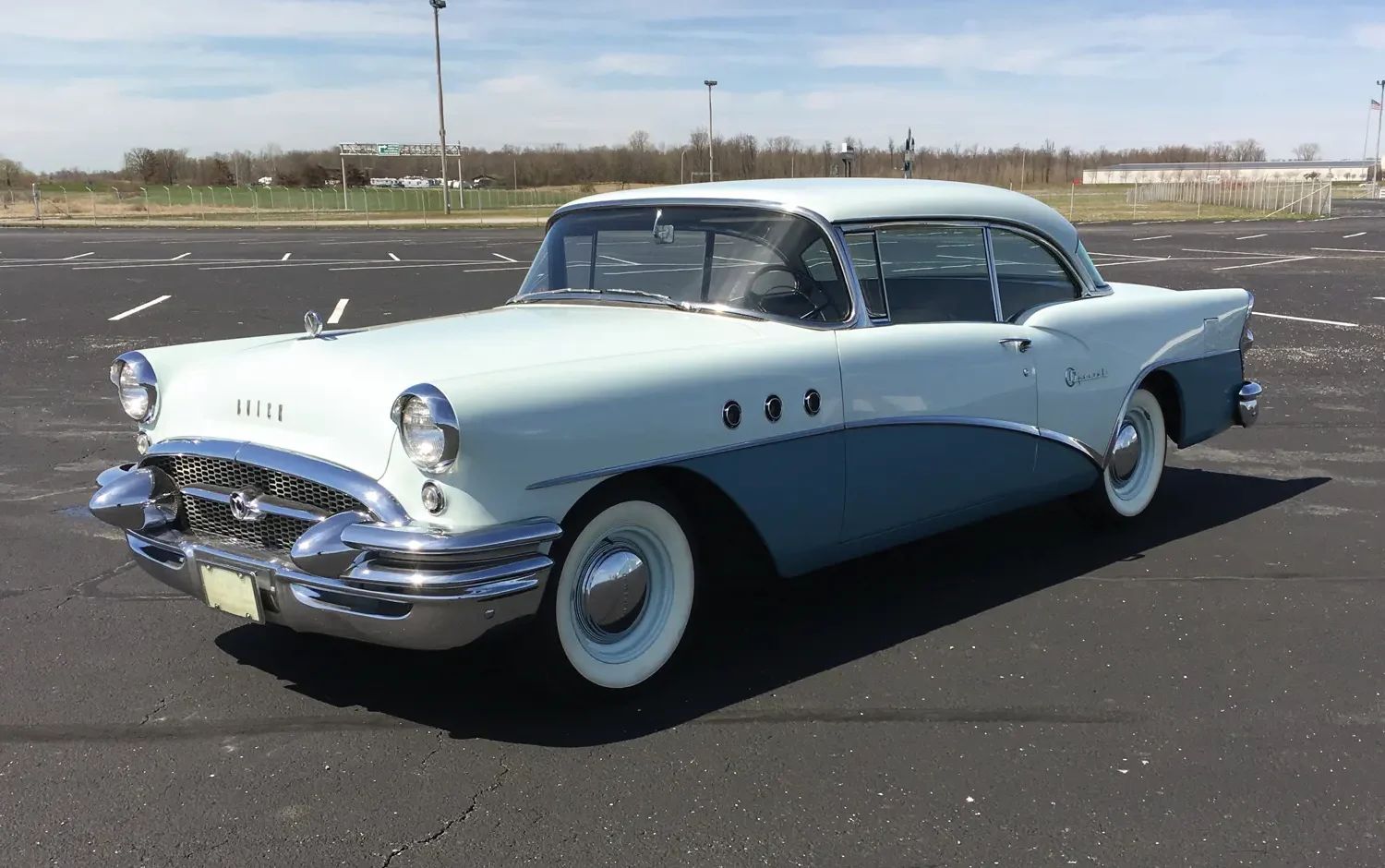 Left front 3q view of a 1955 Buick two-door hardtop