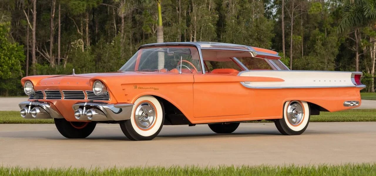 1963 Mercury Monterey S-55 Two-Door Hardtop: One-Year-Only Bucket-Seat Breezeway 2 Left front 3q view of a 1956 Mercury show car