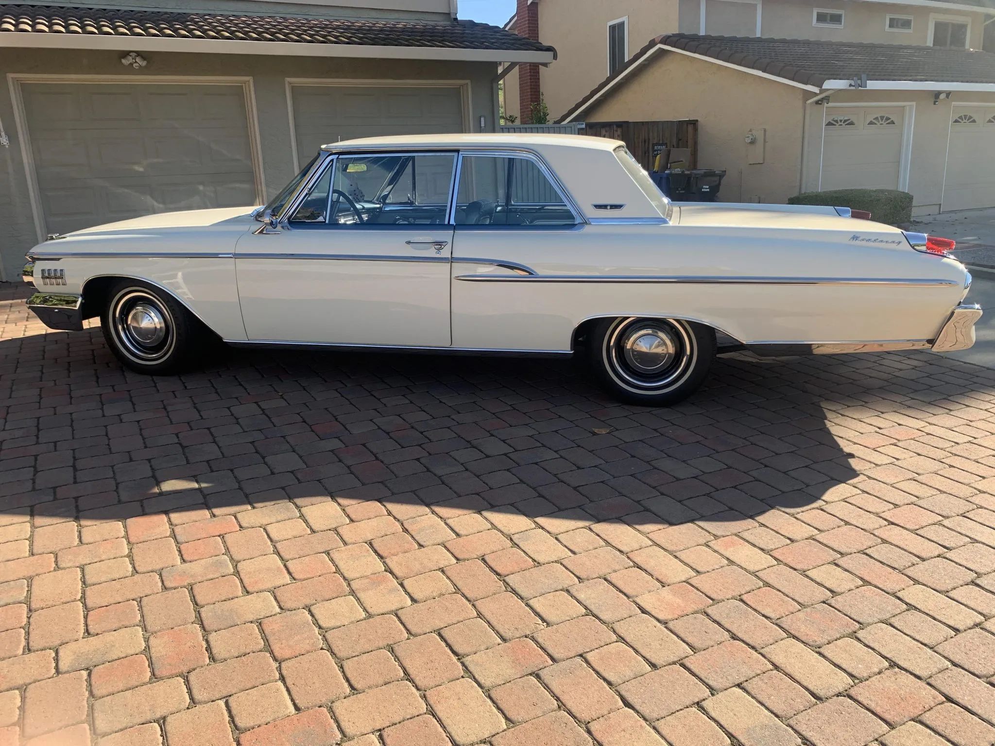1963 Mercury Monterey S-55 Two-Door Hardtop: One-Year-Only Bucket-Seat Breezeway 9 Left side view of a 1962 Mercury two-door hardtop (not Breezeway)
