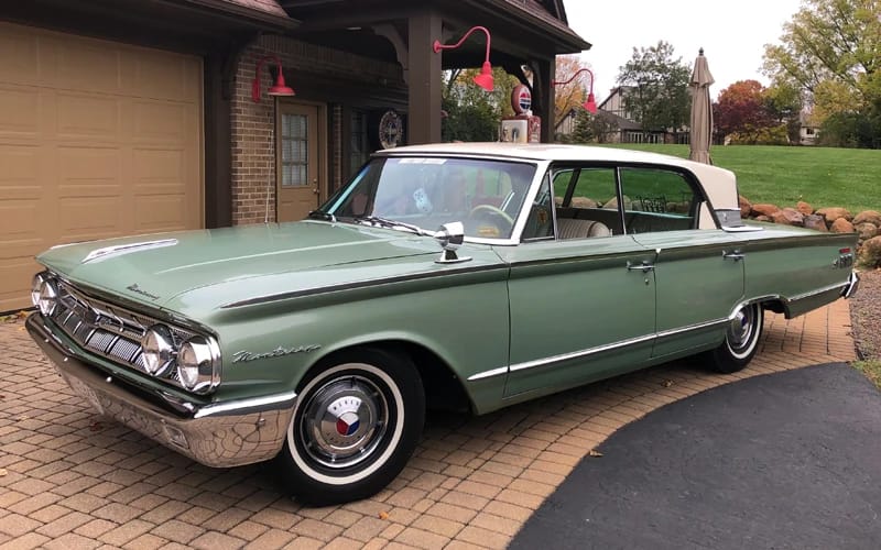 1963 Mercury Monterey S-55 Two-Door Hardtop: One-Year-Only Bucket-Seat Breezeway 31 Left front 3q view of a 1963 Mercury Breezeway four-door hardtop