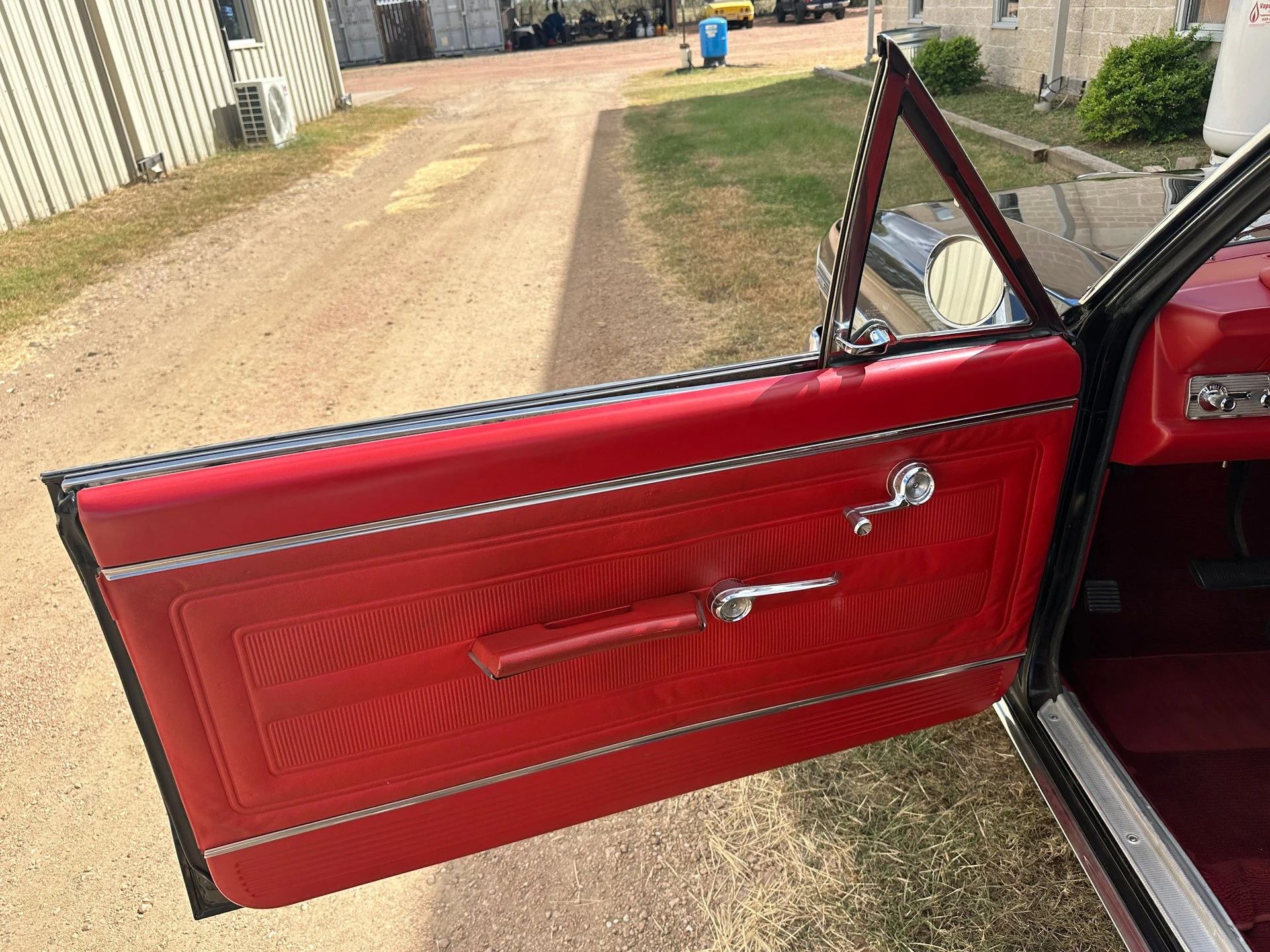1964 Rambler Classic 770 V-8 Hardtop With Bucket Seats: Somebody's Idea Of The Perfect Rambler 26 Driver's door trim of a 1964 Rambler