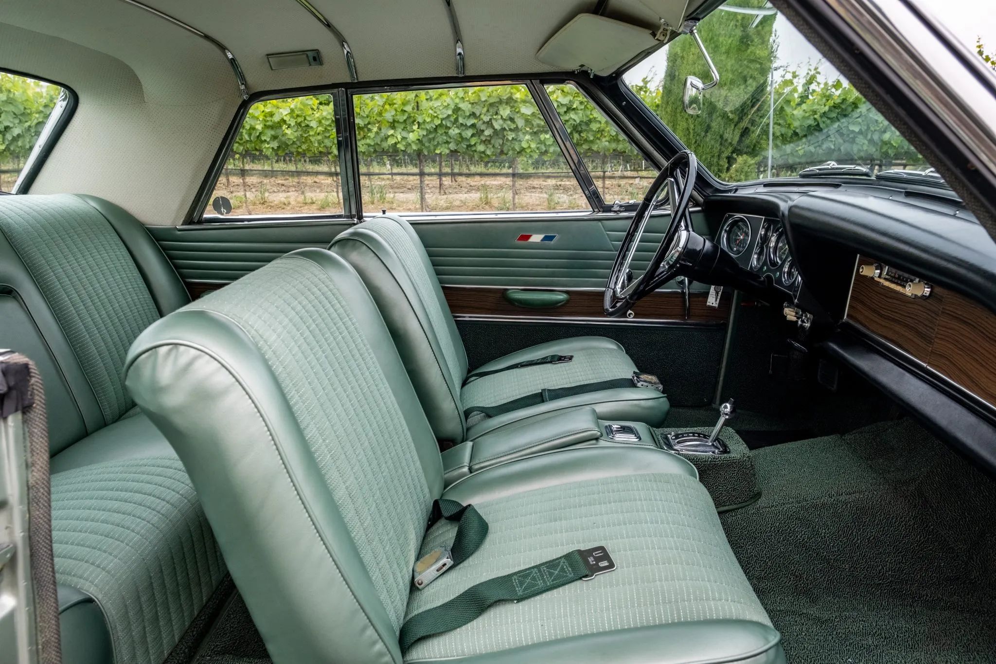 1964 Studebaker GT Hawk: One Of Only 70 Final-Year Hawks With The R2 Supercharged Engine 19 Front bucket seats of a 1964 Studebaker Hawk, seen from the right