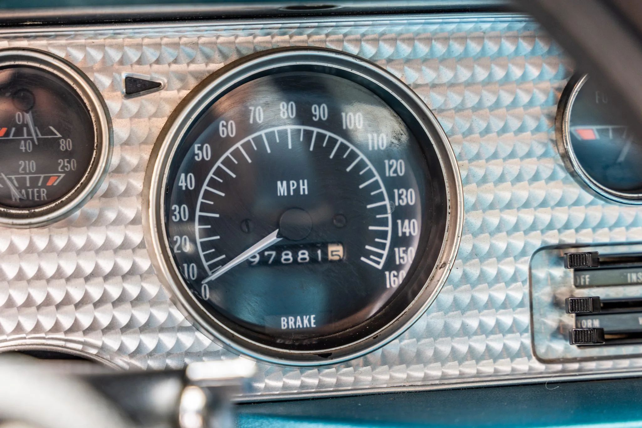 1970 Pontiac Trans Am instrument cluster