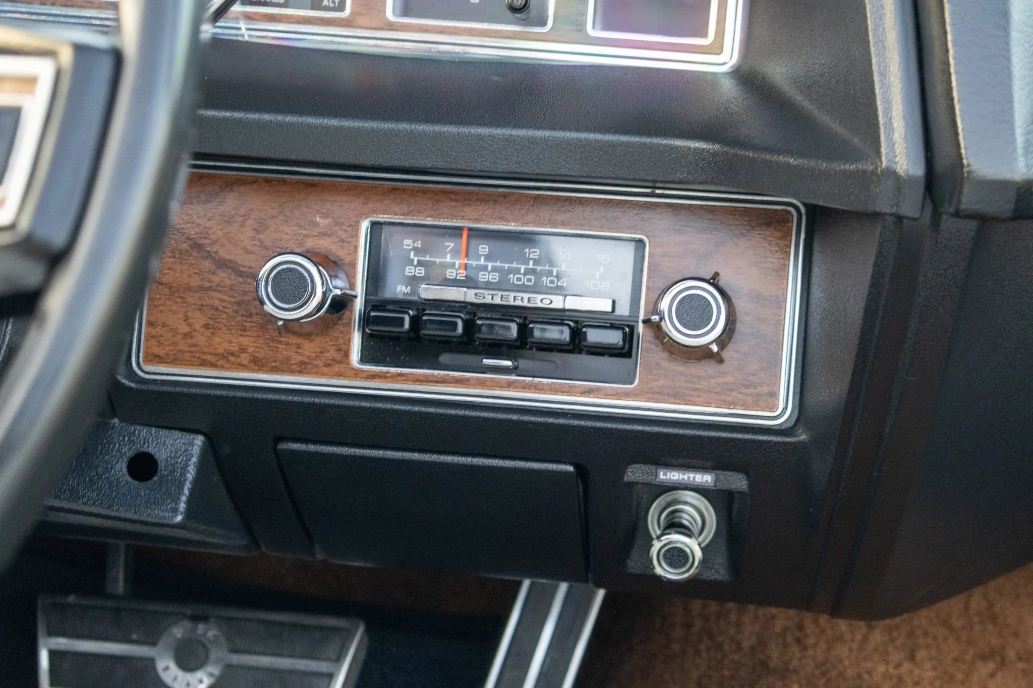 1972 Ford LTD Convertible: Final Year For The Factory-Built Full-Size Ford Ragtop 18 AM-FM radio in a 1972 Ford