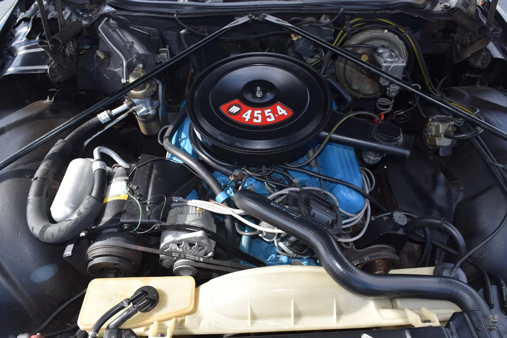 Vintage Review: 1976 Buick Riviera – "Once Big, Flashy, Fast And Unique, It Is Now Simply Big" 26 455-4 engine in a 1976 Riviera