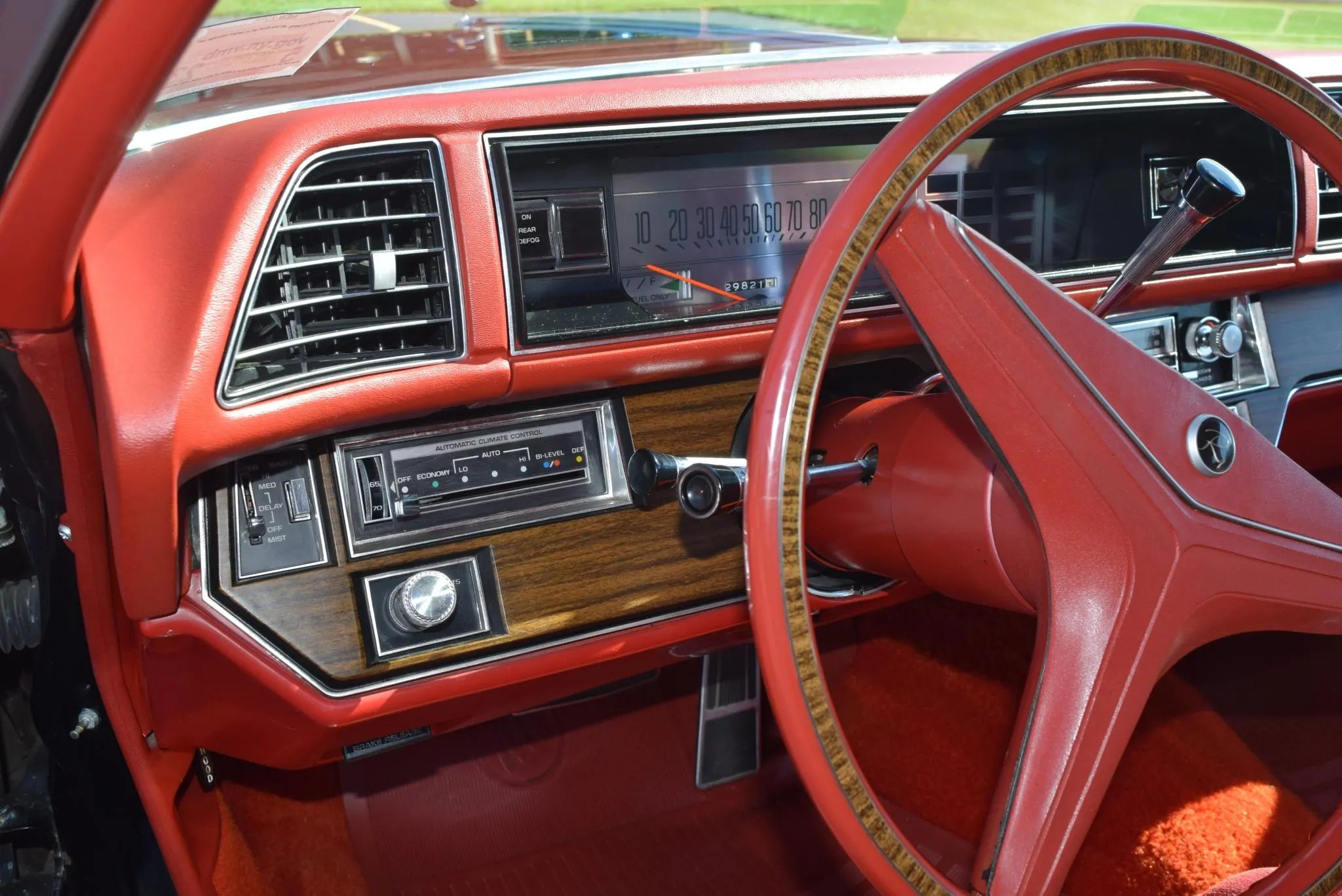 Vintage Review: 1976 Buick Riviera – "Once Big, Flashy, Fast And Unique, It Is Now Simply Big" 14 Left side of the dashboard of a 1976 Riviera