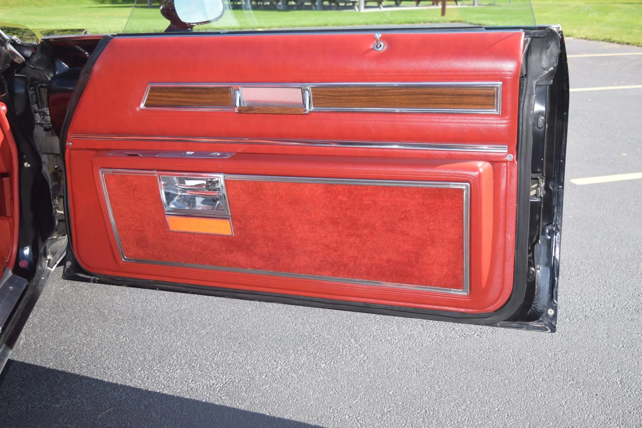 Vintage Review: 1976 Buick Riviera – "Once Big, Flashy, Fast And Unique, It Is Now Simply Big" 16 Passenger door of a 1976 Riviera