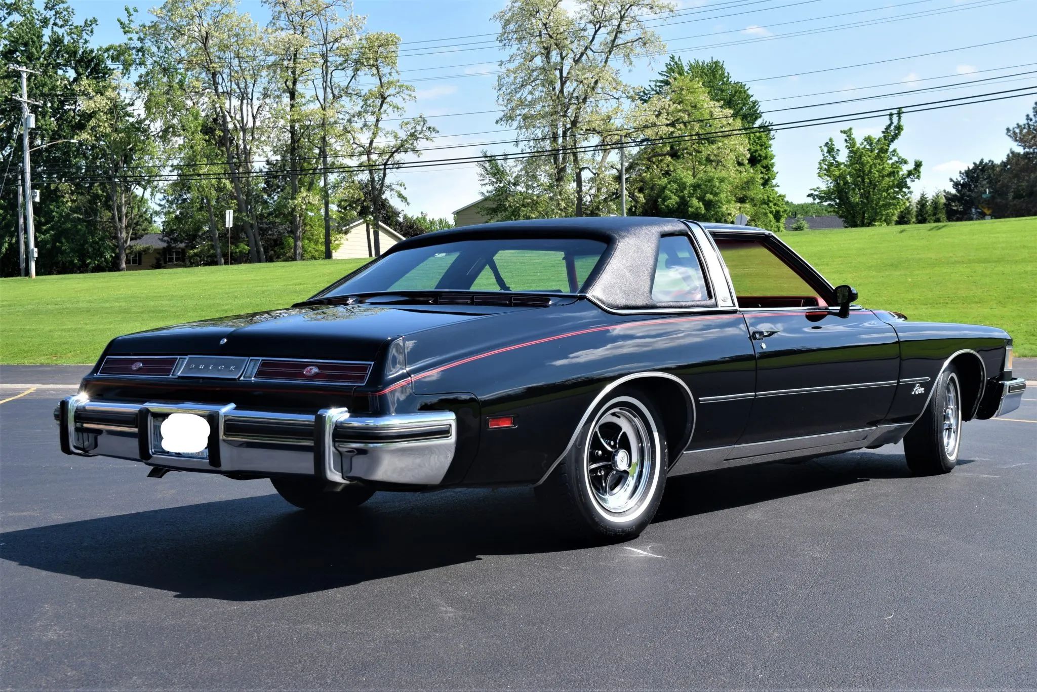 Vintage Review: 1976 Buick Riviera – "Once Big, Flashy, Fast And Unique, It Is Now Simply Big" 10 Right rear 3q view of a 1976 Riviera