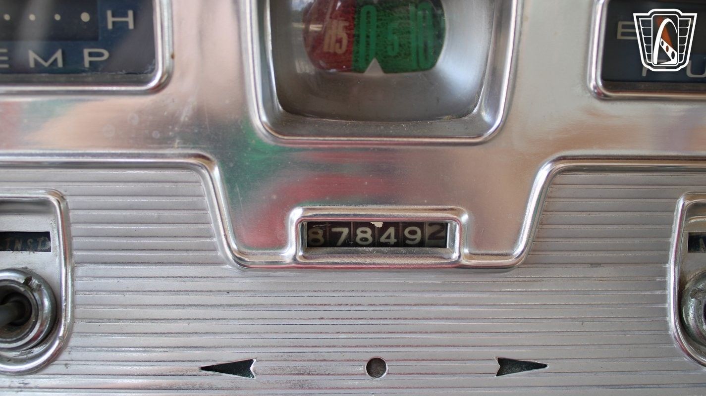 571 3