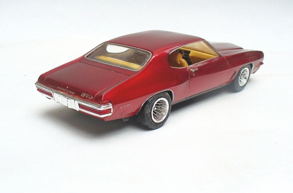 The GTO and Its Kin: Pontiac Intermediates in Scale Models 13 72GTORed3