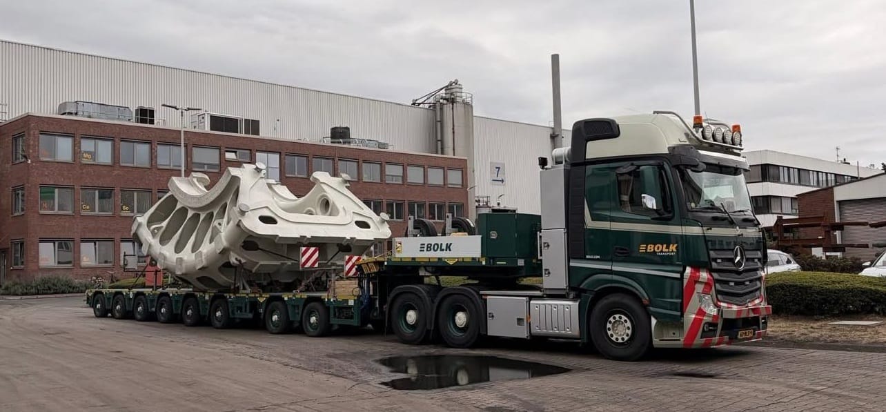Mercedes-Benz Actros 3358 - A Triple Of Three-Pointed Stars 6 Bolk Transport Almelo - Mercedes-Benz Actros 3358 tractor on the road - 3
