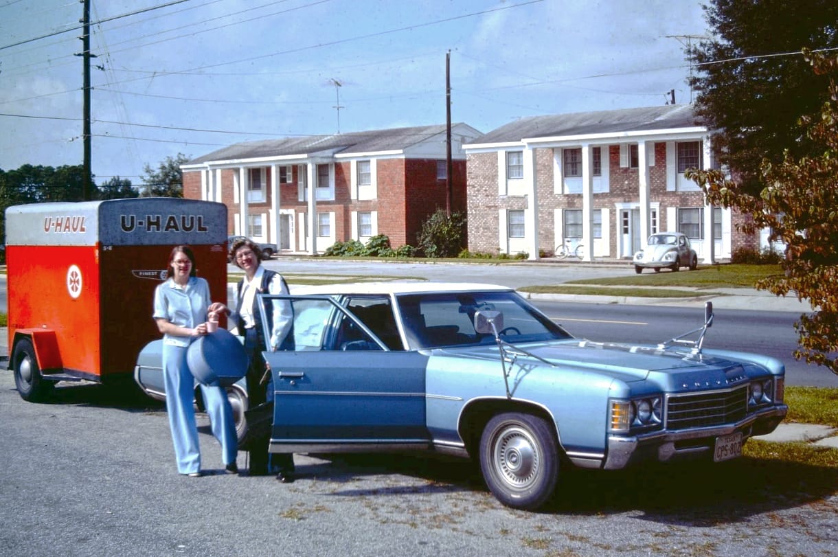 The Cars We Loved, and the People Who Drove Them: Vintage Photos 1960s–’70s 14 Captura de pantalla 2026 05 11 20.16.54