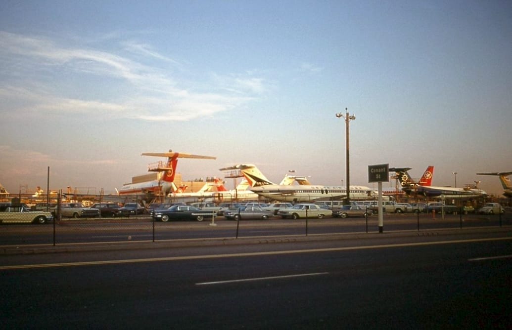 Classic Cars at Work: Vintage Photos Of Industrial Sites -- 1950s-1960s 13 Captura de pantalla 2026 10 06 16.36.14