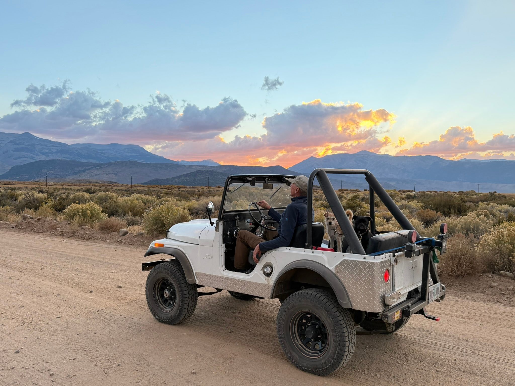My New 1966 Jeep: The Highs And Lows Of A Week Jeeping In The Eastern Sierra - Two Failures Due To Plastic Parts 84 IMG 0764