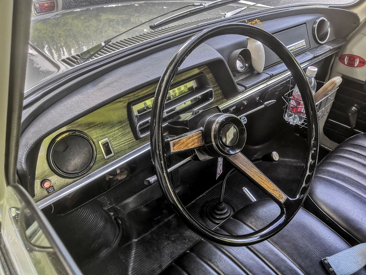 1969 Renault 10 – Ungainly At Any Speed 13 IMG 20240825 084054 edited