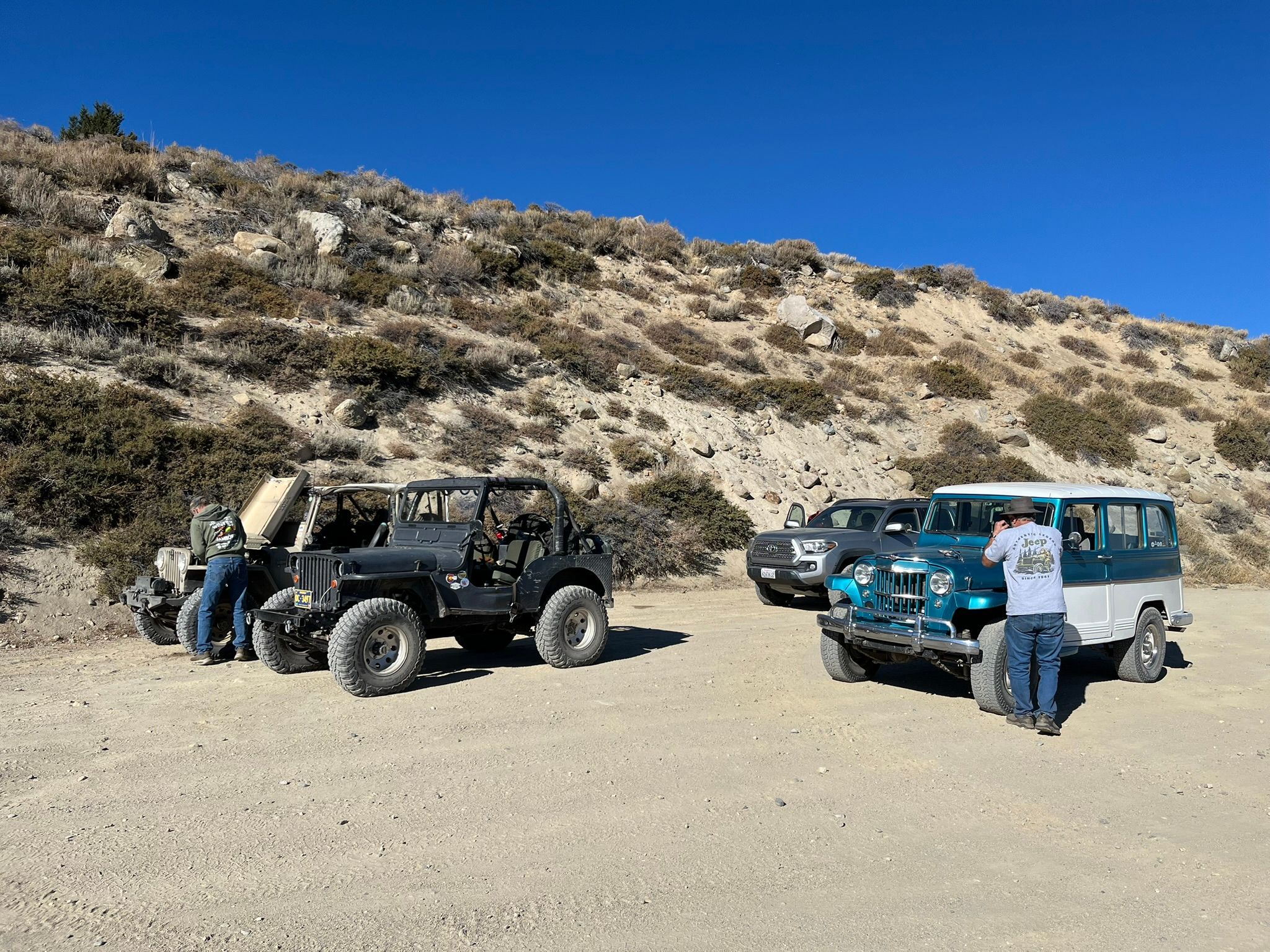 My New 1966 Jeep: The Highs And Lows Of A Week Jeeping In The Eastern Sierra - Two Failures Due To Plastic Parts 18 IMG 2304