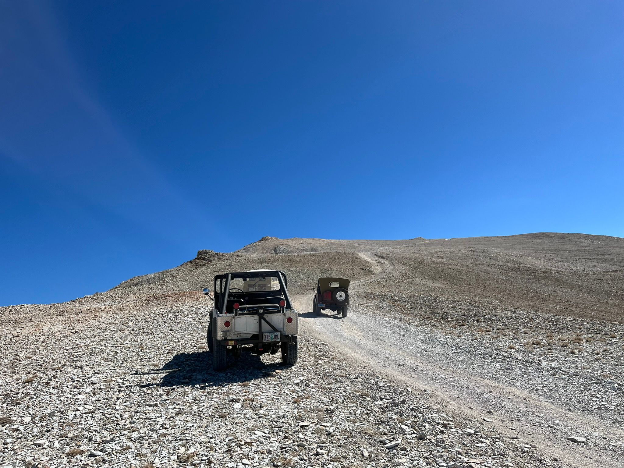 My New 1966 Jeep: The Highs And Lows Of A Week Jeeping In The Eastern Sierra - Two Failures Due To Plastic Parts 65 IMG 2488 1