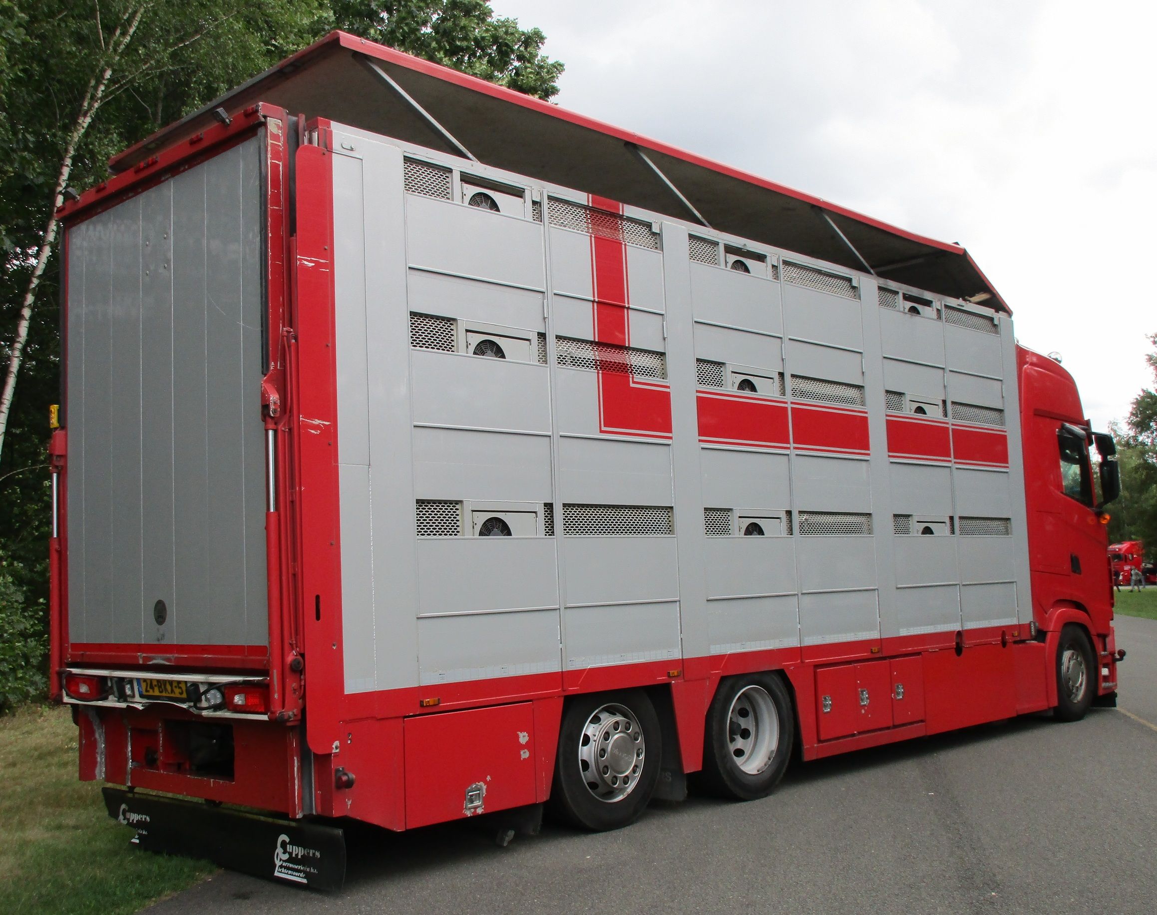 2018 Scania S500 6x2*4 Livestock Truck - A Triple-Decker With a Liftable Roof 3 Trucks@Twenthe 2026 - 2018 Scania S500 6x2*4 livestock truck, owned by Tijs Haarle - 3