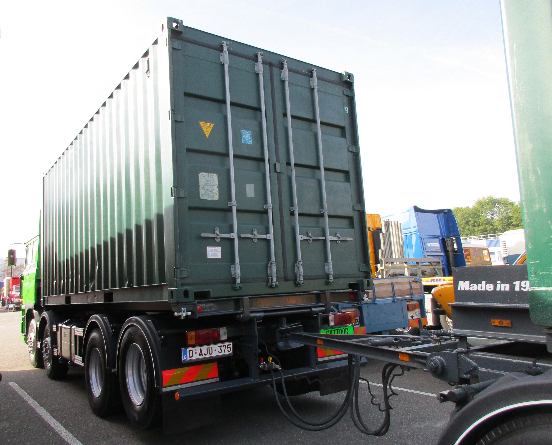 A Classic Shipping Container Combination - DAF in Full 4 Hart voor DAF dagen 2026 - DAF 3600 ATi Space Cab 8x2 truck with a DAF trailer, owned by Jelle Cattoor - 4
