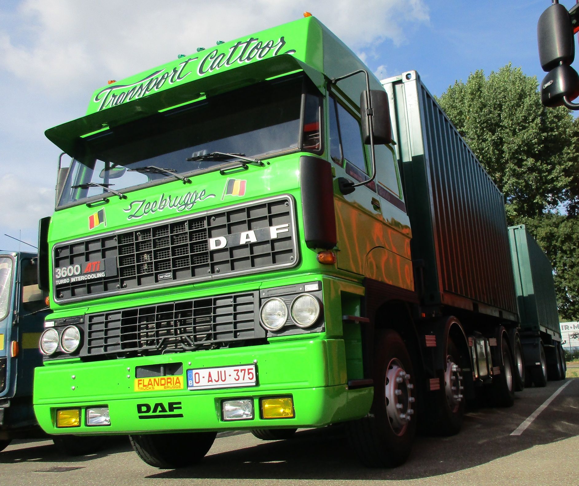 A Classic Shipping Container Combination - DAF in Full 14 Hart voor DAF dagen 2026 - DAF 3600 ATi Space Cab 8x2 truck with a DAF trailer, owned by Jelle Cattoor - 14