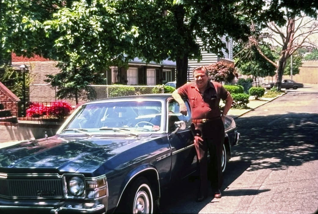 The Cars We Loved, and the People Who Drove Them: Vintage Photos 1960s–’70s 16 Screenshot 20260912 012846