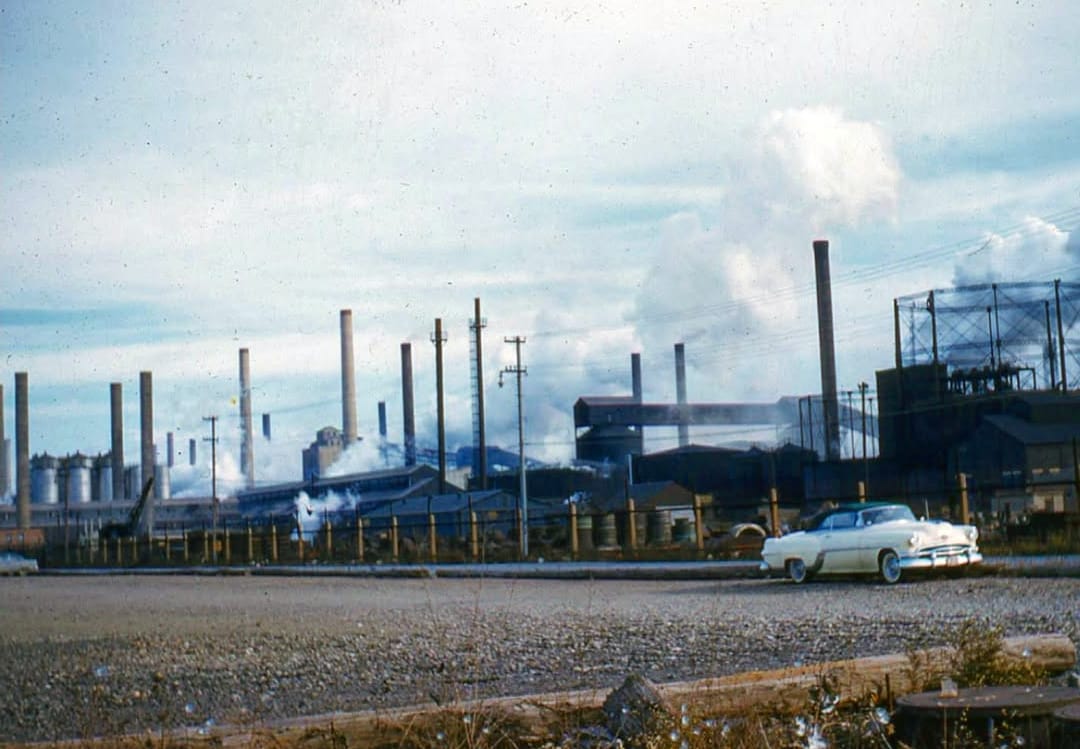 Classic Cars at Work: Vintage Photos Of Industrial Sites -- 1950s-1960s 7 Screenshot 20260919 120220 e1791613414982