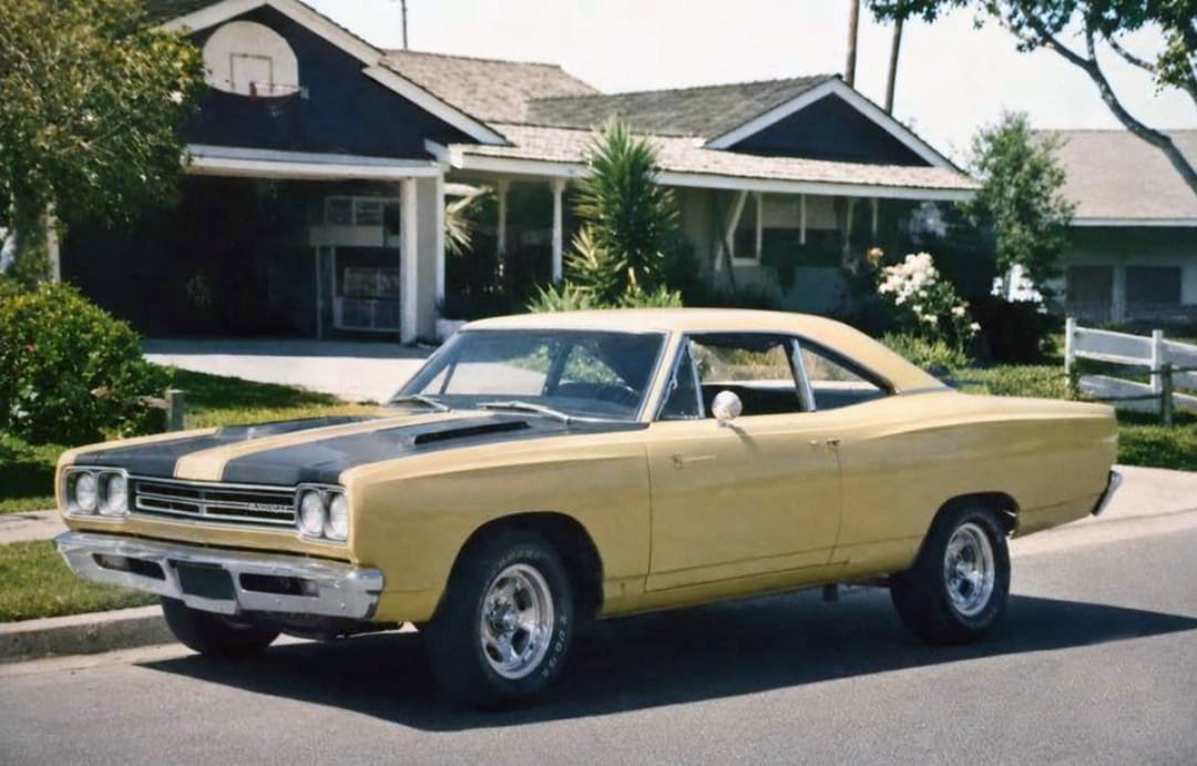 When Chargers, Road Runners and Challengers Roamed The Streets: Vintage Photos 1960s-1970s 1 Screenshot 20261006 012841