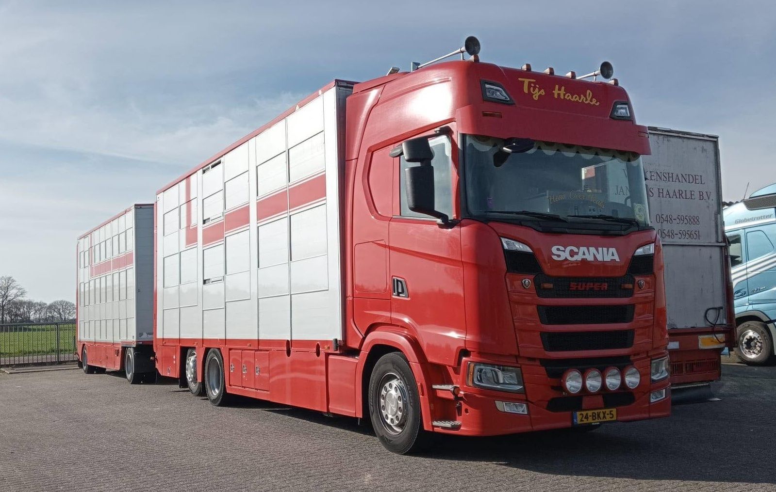 2018 Scania S500 6x2*4 Livestock Truck - A Triple-Decker With a Liftable Roof 4 2018 Scania S500 6x2*4 livestock truck with a full trailer, owned by Tijs Haarle