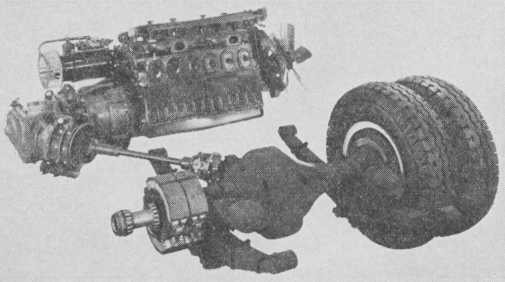 The World's First Successful Torque Converter Automatic Transmission Was In A Bus: The 1938-1948 Yellow Coach/GMC Spicer Hydraulic Transmission 10 B&W photo of a six-cylinder diesel engine and angle drive transmission