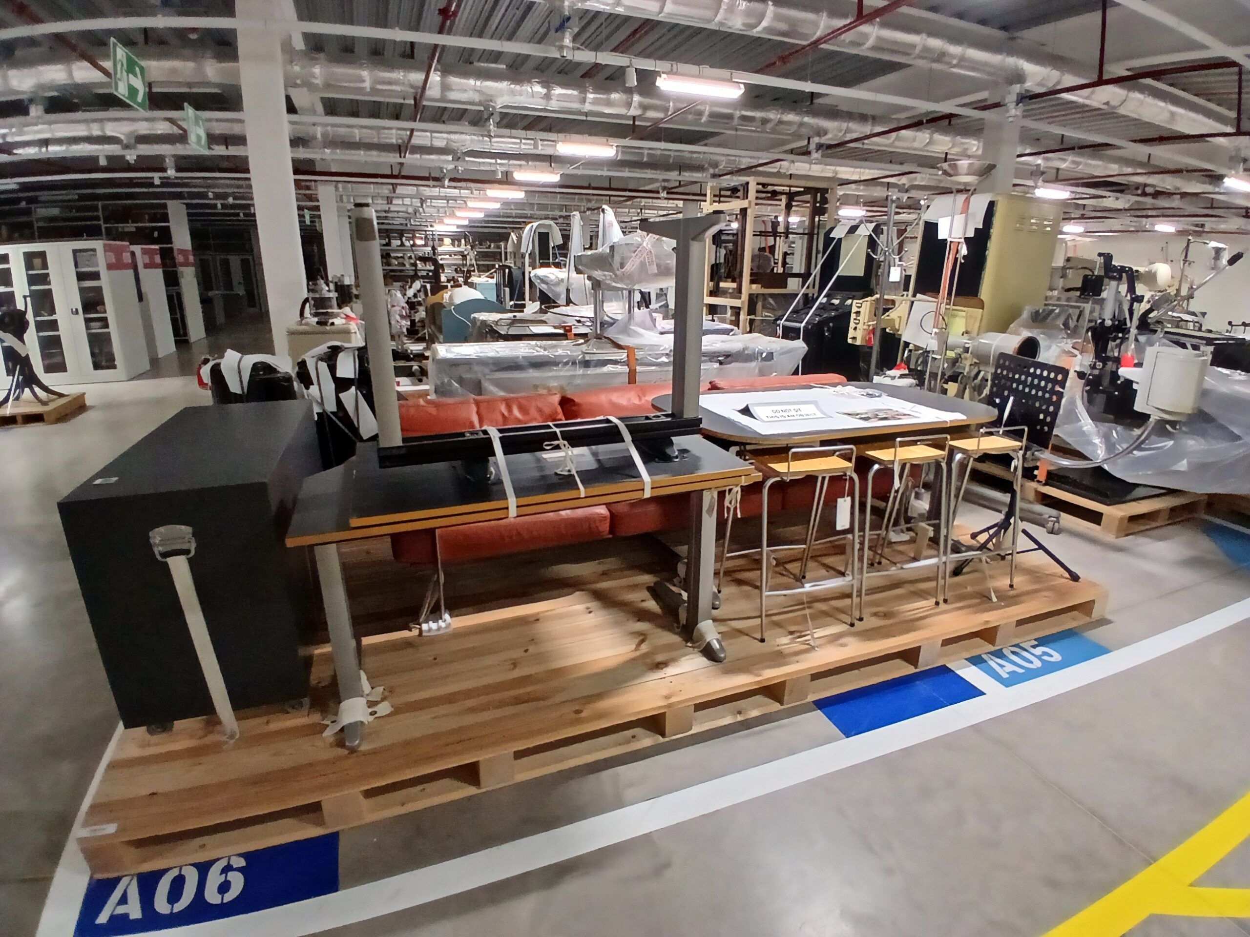 Museum Warehouse Photo Report - The Science Museum Group Collection In The Hawking Building 39 20260711 113851 scaled