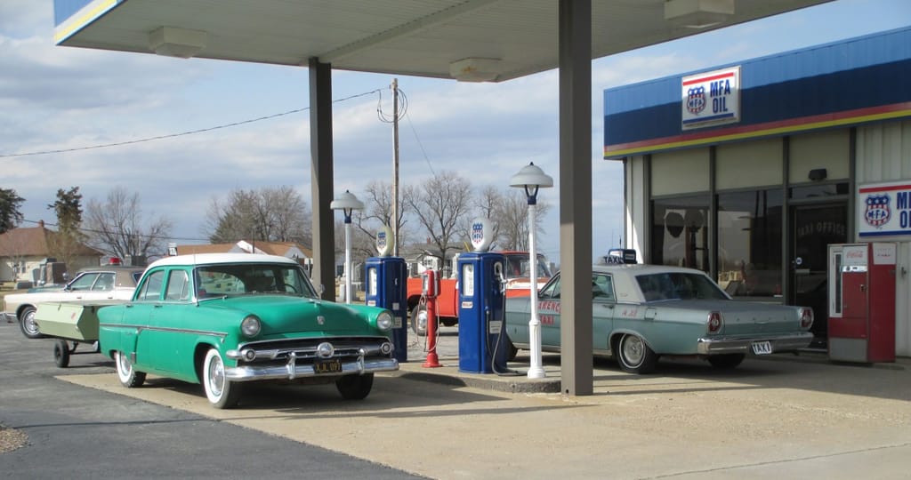 Road Trip Classics: A Surreal Stop for Fuel 21 IMG_1851
