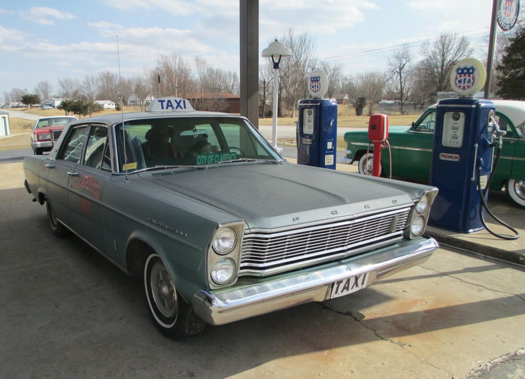 Road Trip Classics: A Surreal Stop for Fuel 14 IMG_1826
