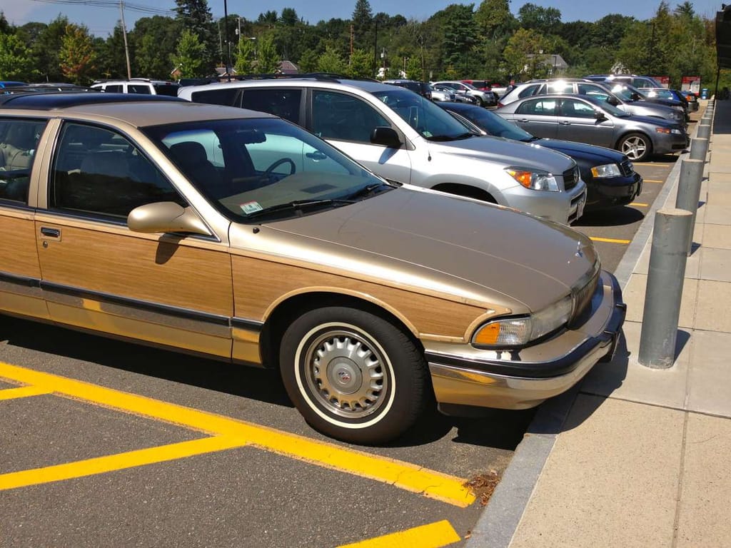 Curbside Classic: 1996 Buick Roadmaster Collector's Edition - "B" There 'Til The End 9 IMG_2310