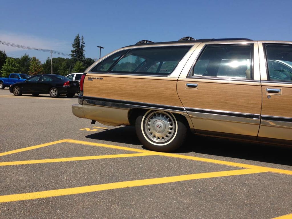 Curbside Classic: 1996 Buick Roadmaster Collector's Edition - "B" There 'Til The End 7 IMG_2314