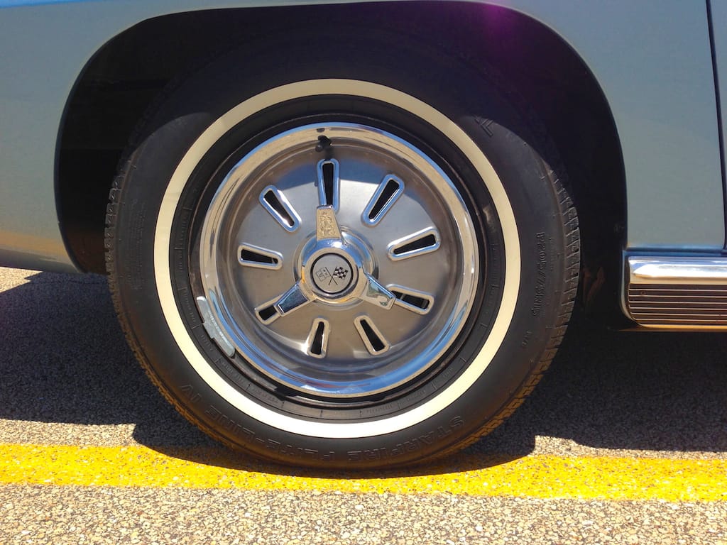 65vetteconv wheelcover