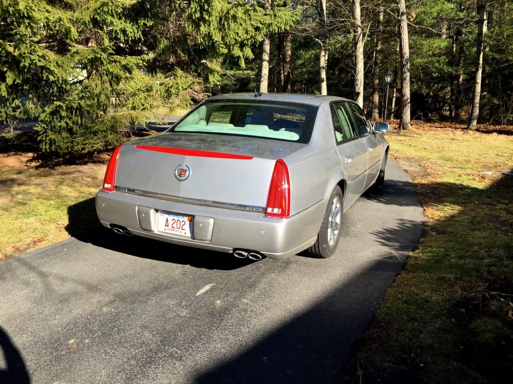 Future Curbside Classic: 2006-11 Cadillac DTS - A Letter to GM 6 DTS c